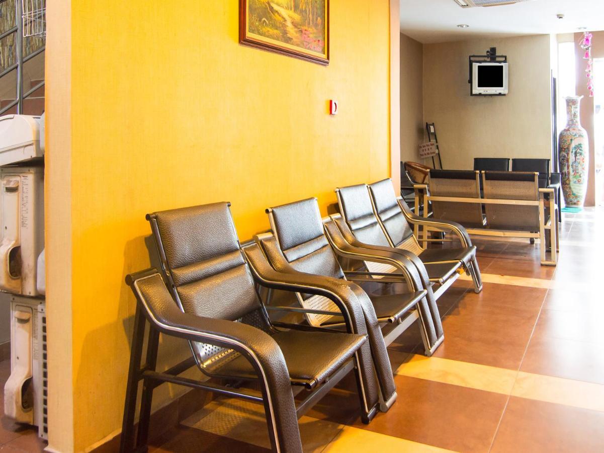 Oyo 89408 Royal Hotel Keningau Экстерьер фото